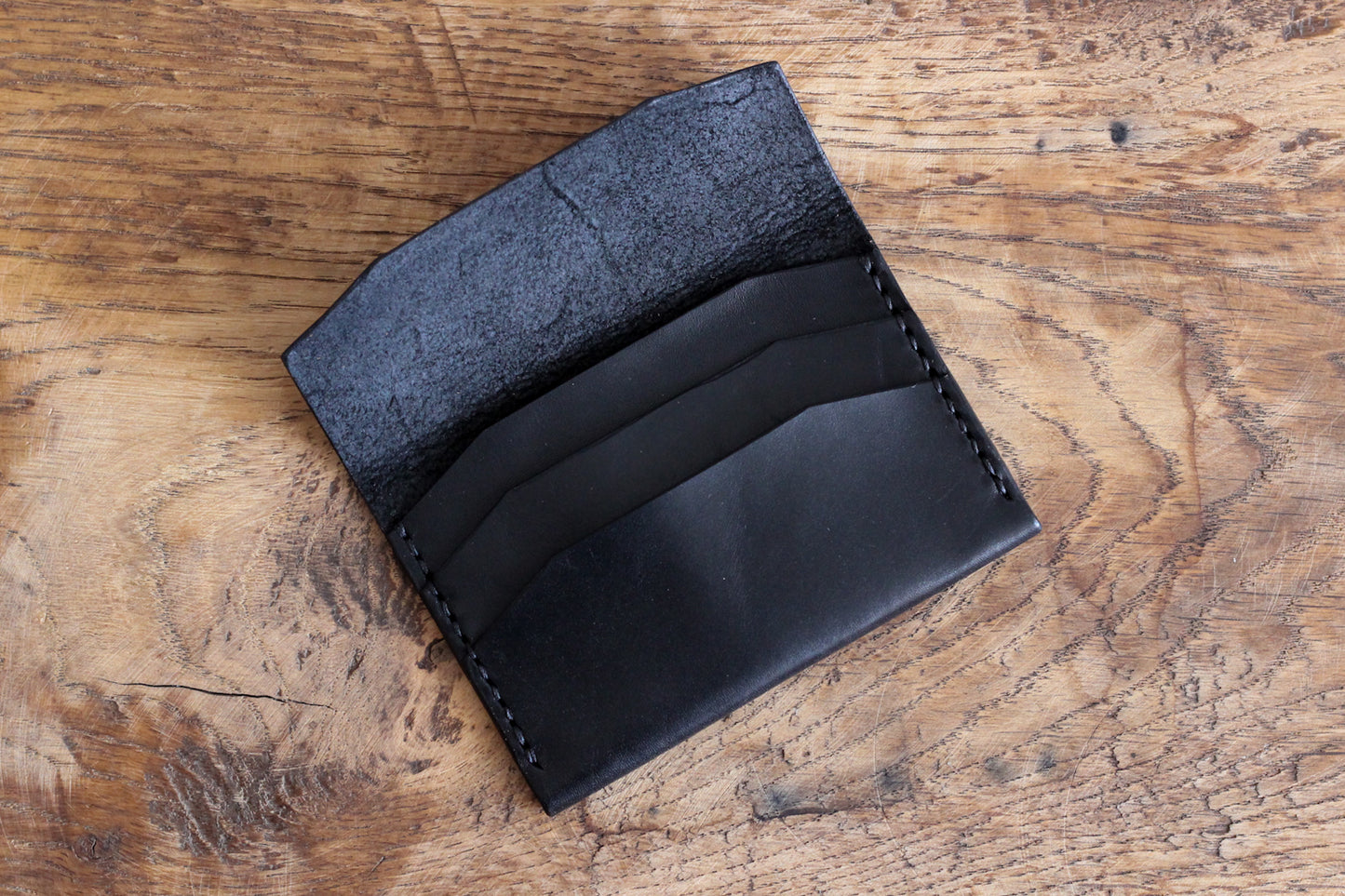 Składany Portfel na Karty - Minimalistyczny i Funkcjonalny | Ursus Maxymus Leatherworks