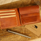 Portfel Bifold z Kieszonką na Monety - Ręcznie Uszyty z Naturalnej Skóry | Ursus Maxymus Leatherworks